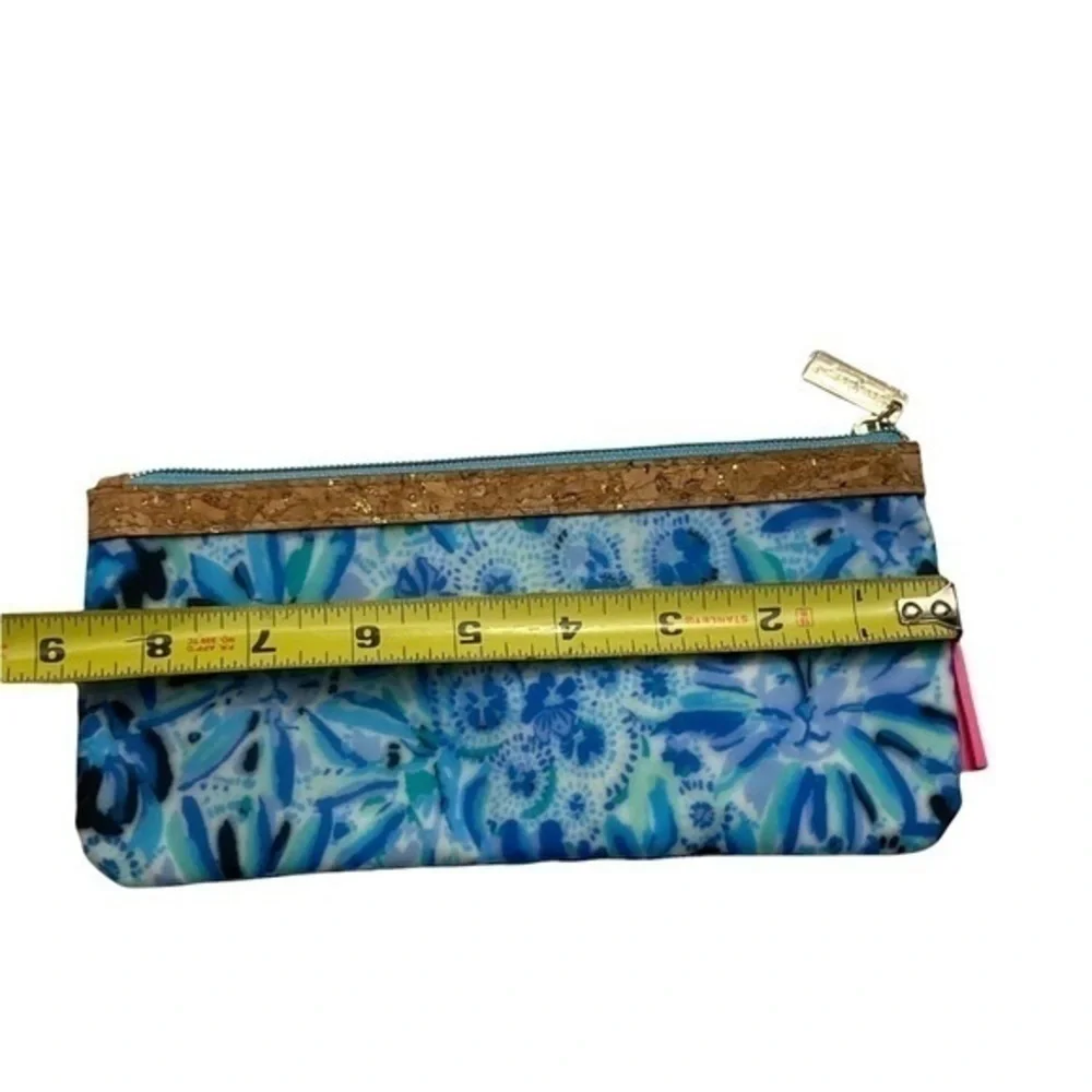 Lilly Pulitzer blue cosmetic bag pouch